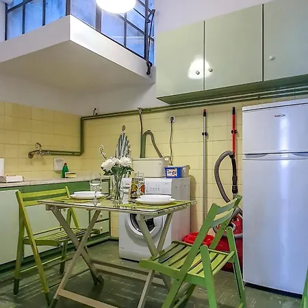 White Rose, Budget Flat In Chania Town Center Apartmán *