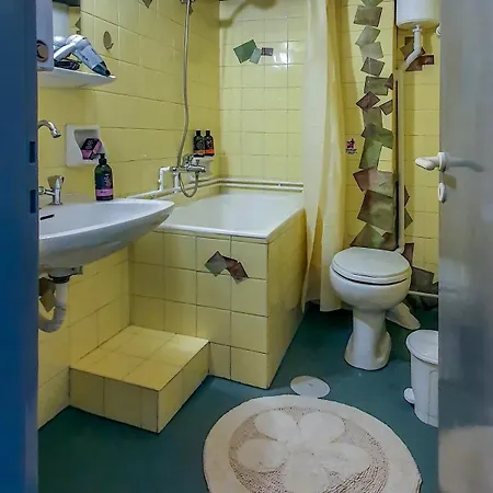 Apartmán White Rose, Budget Flat In Chania Town Center