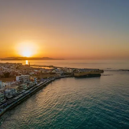 White Rose, Budget Flat In Chania Town Center Daire Hanya