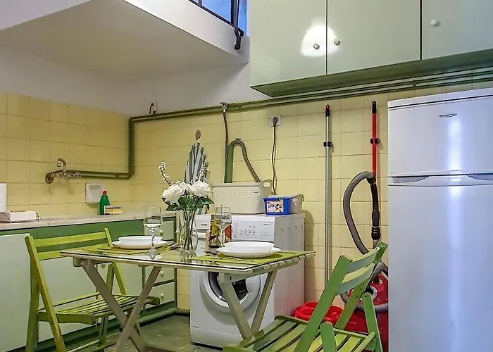 White Rose, Budget Flat In Chania Town Center Διαμέρισμα *