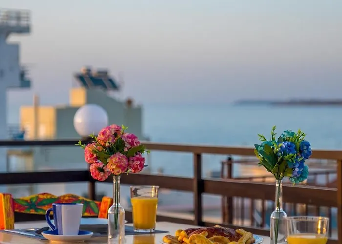 White Rose, Budget Flat In Chania Town Center *