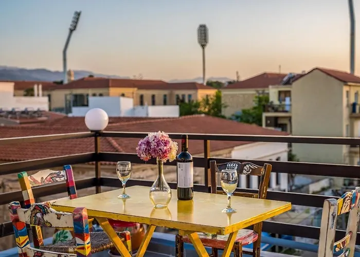 White Rose, Budget Flat In Chania Town Center Apartament